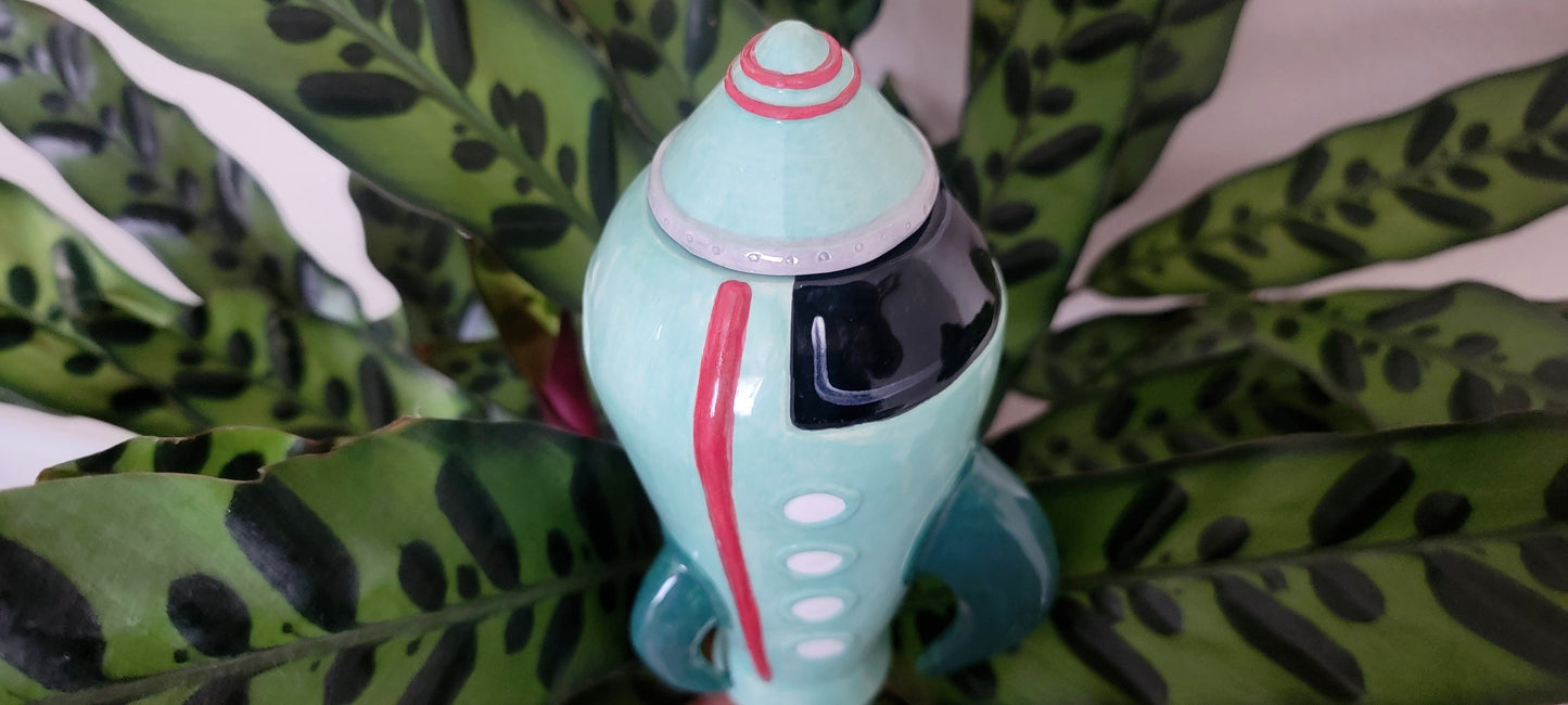 Rocketship Watering Spike Mountain Mudworks