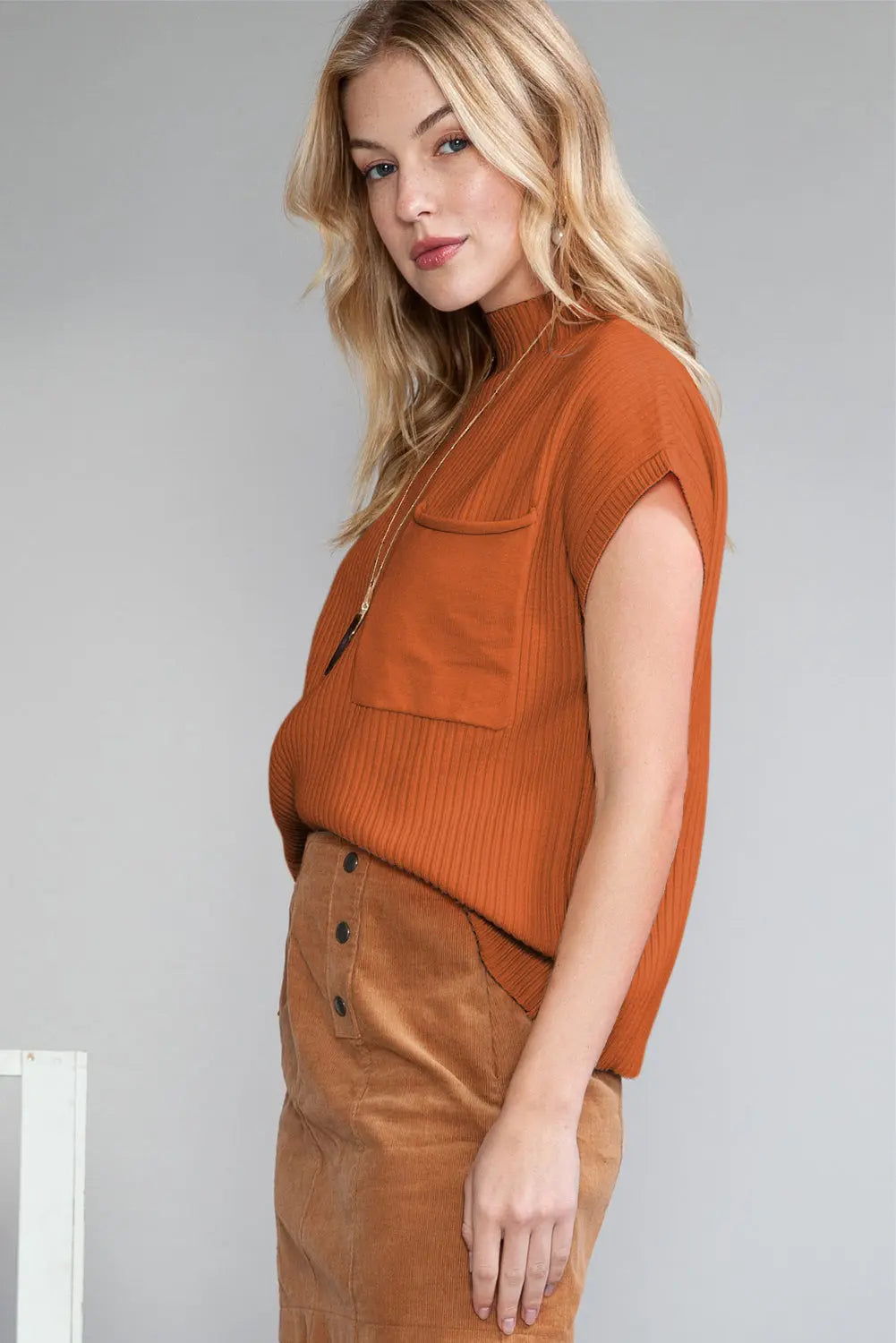 Gold Flame Patch Pocket Ribbed Knit Short Sleeve Sweater Shewin