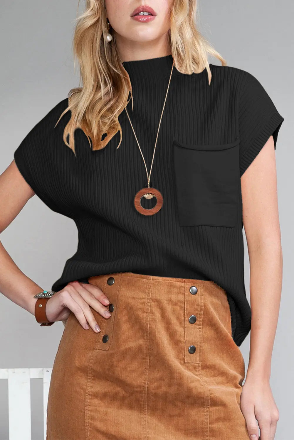 Gold Flame Patch Pocket Ribbed Knit Short Sleeve Sweater Shewin