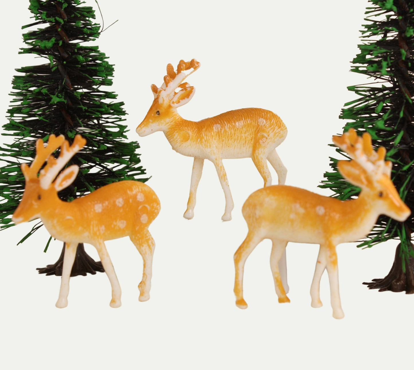 Retro Plastic Reindeer 1.5" - 4pcs Quirks!