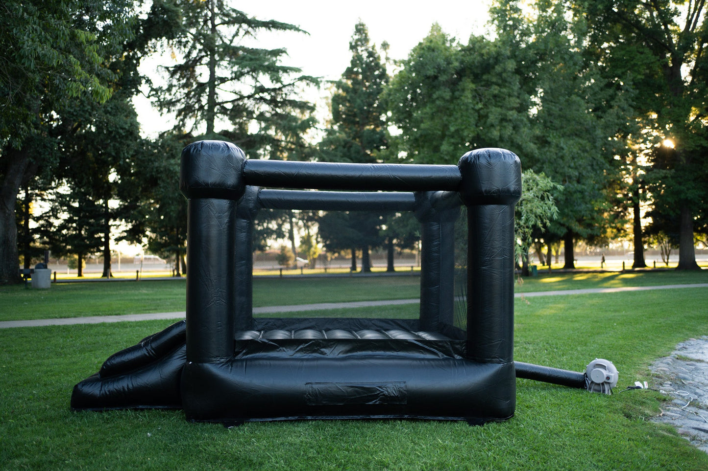 Mini Luna - Black Bounce House