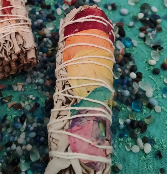 🌈 🌹 💚 Rainbow Rose Petals & Sage Bundles 💚🌹🌈 Creative Freedom Collective