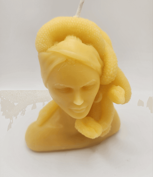 Medusa Beeswax Candle – 7.4 oz