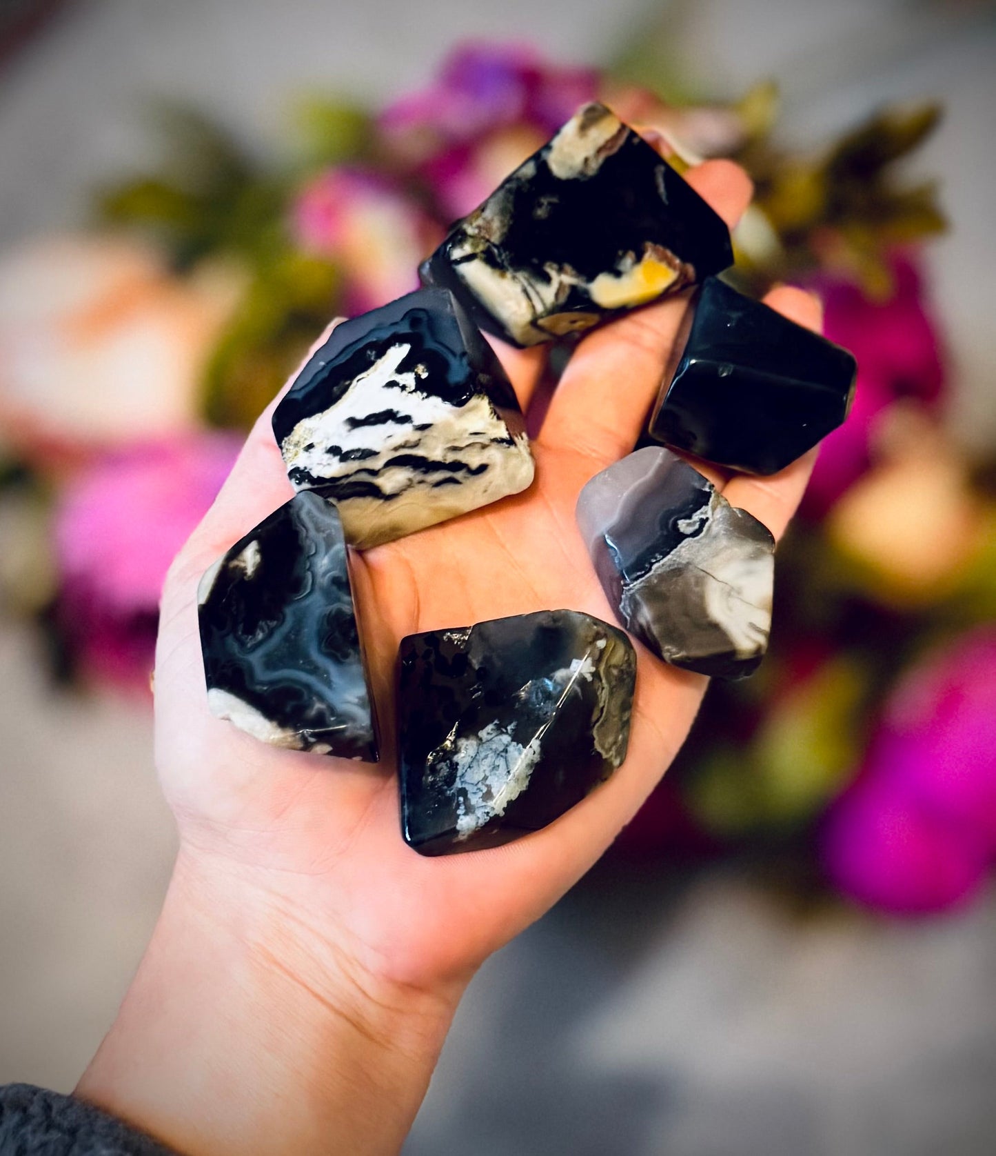 Volcano Agate Tumbled Freecubes, UV Green Fluorescent Minerals