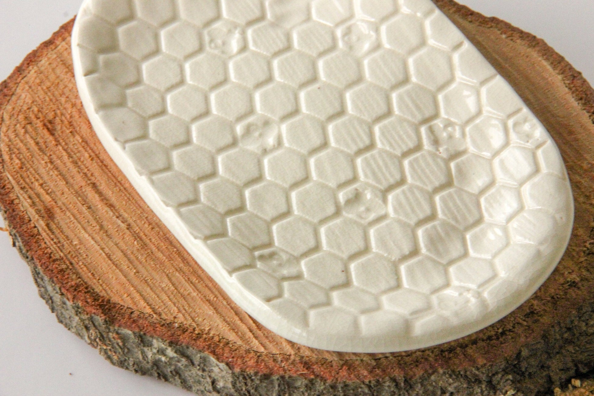 Beehive Soap Dish - Prodigal Pottery prodigalpottery
