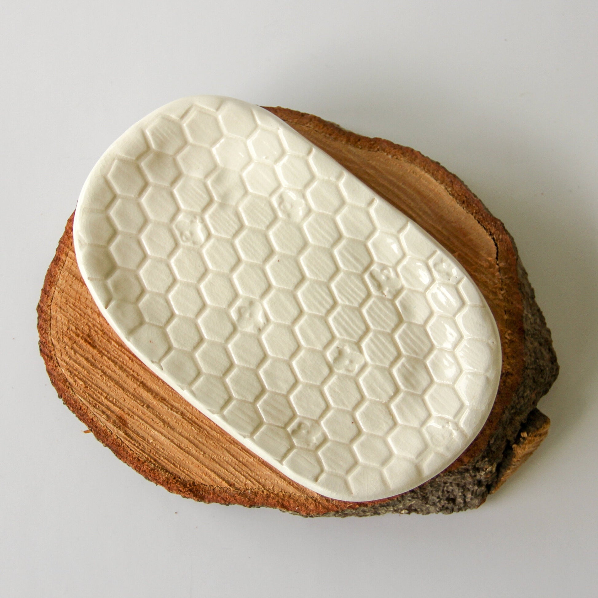 Beehive Soap Dish - Prodigal Pottery prodigalpottery