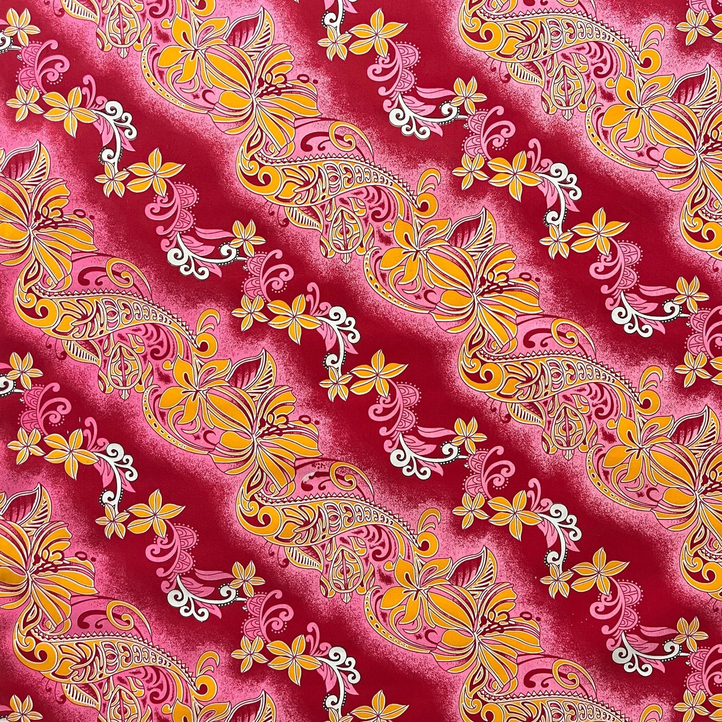Diagonal Tiare Lei Polyester Fabric | Islands Fabric Islands Fabric