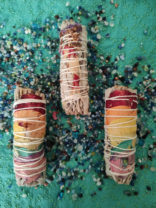 🌈 🌹 💚 Rainbow Rose Petals & Sage Bundles 💚🌹🌈 Creative Freedom Collective