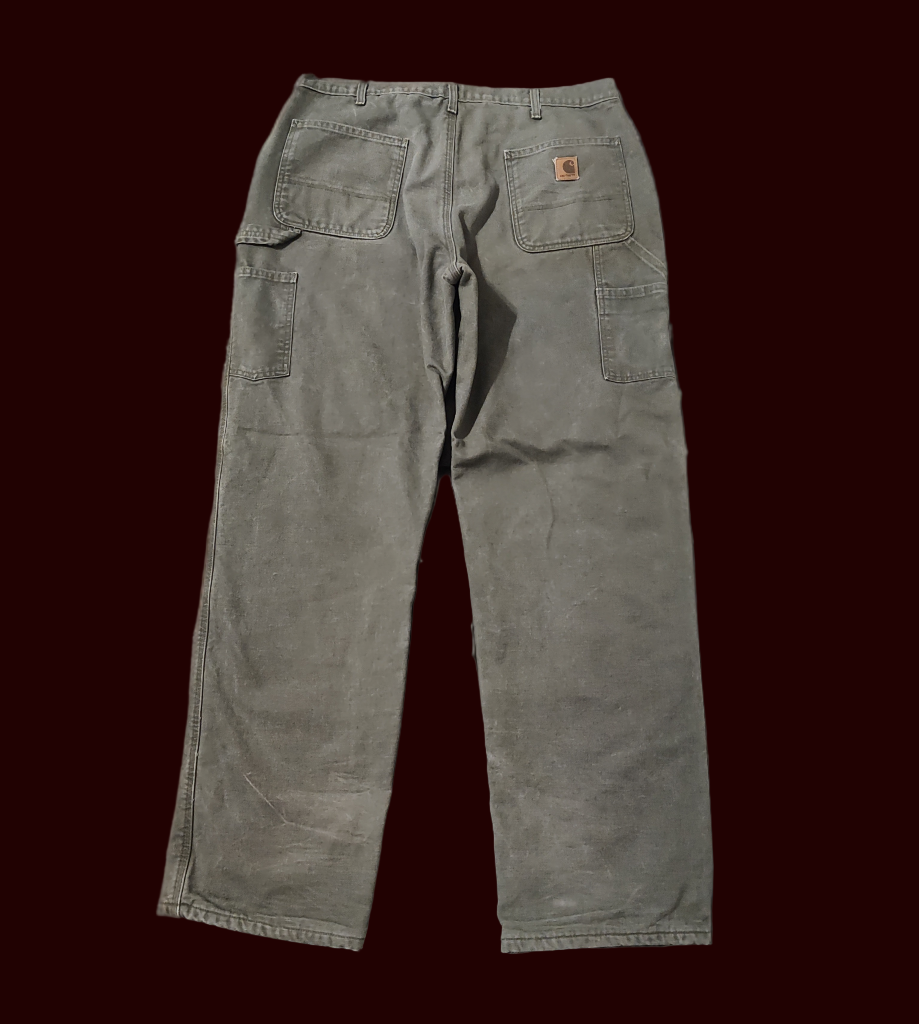 Carhartt Jeans - Dungaree Fit (38 x 34) - EXCELLENT CONDITION! Creative Freedom Collective