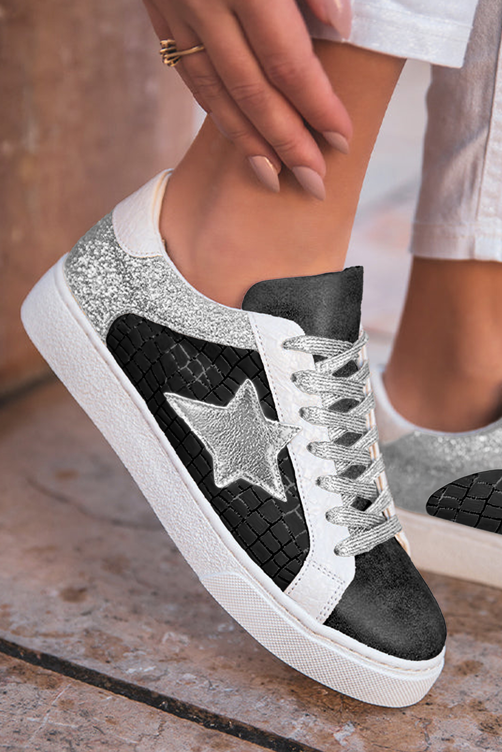 Black Glitter Star Patchwork PU Leather Lace-up Sneakers Shewin