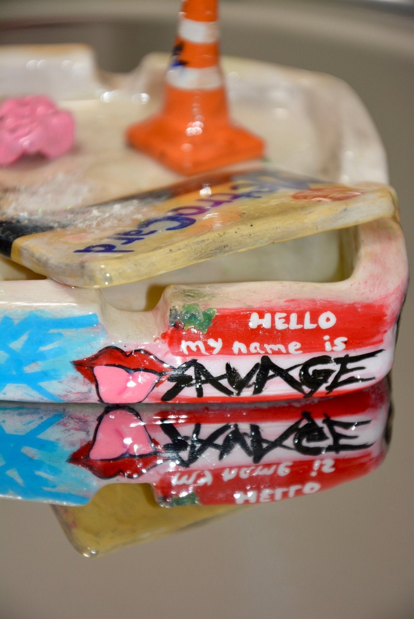 CONCRETE JUNGLE ASHTRAY