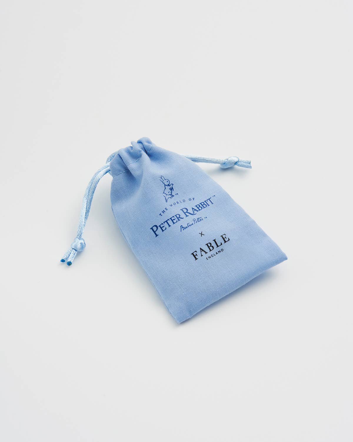 FABLE x Peter Rabbit with Flower Pot Brooch Quirks!