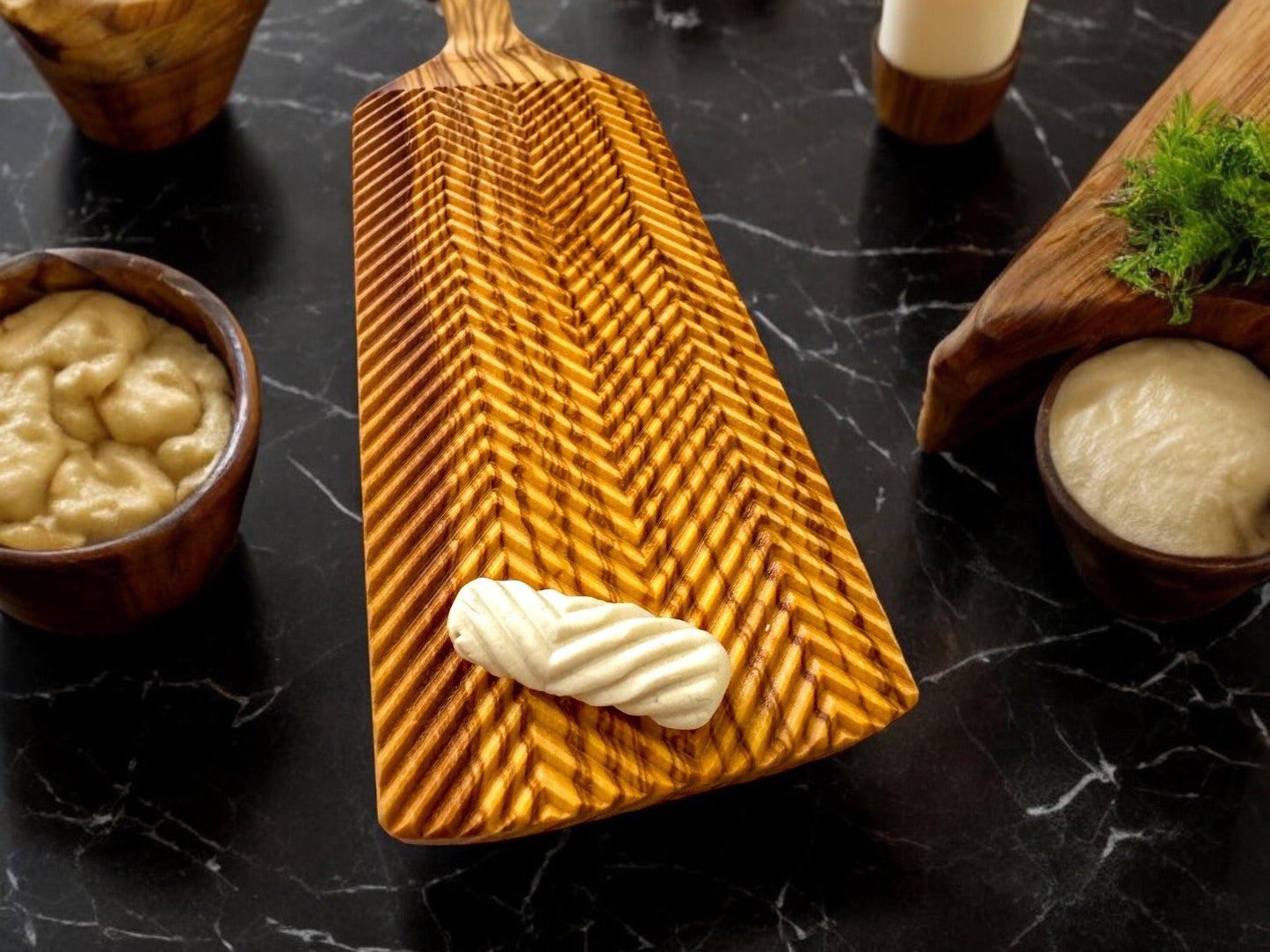 Olive Wood Gnocchi Board – Deep Grooves for Classic Texture