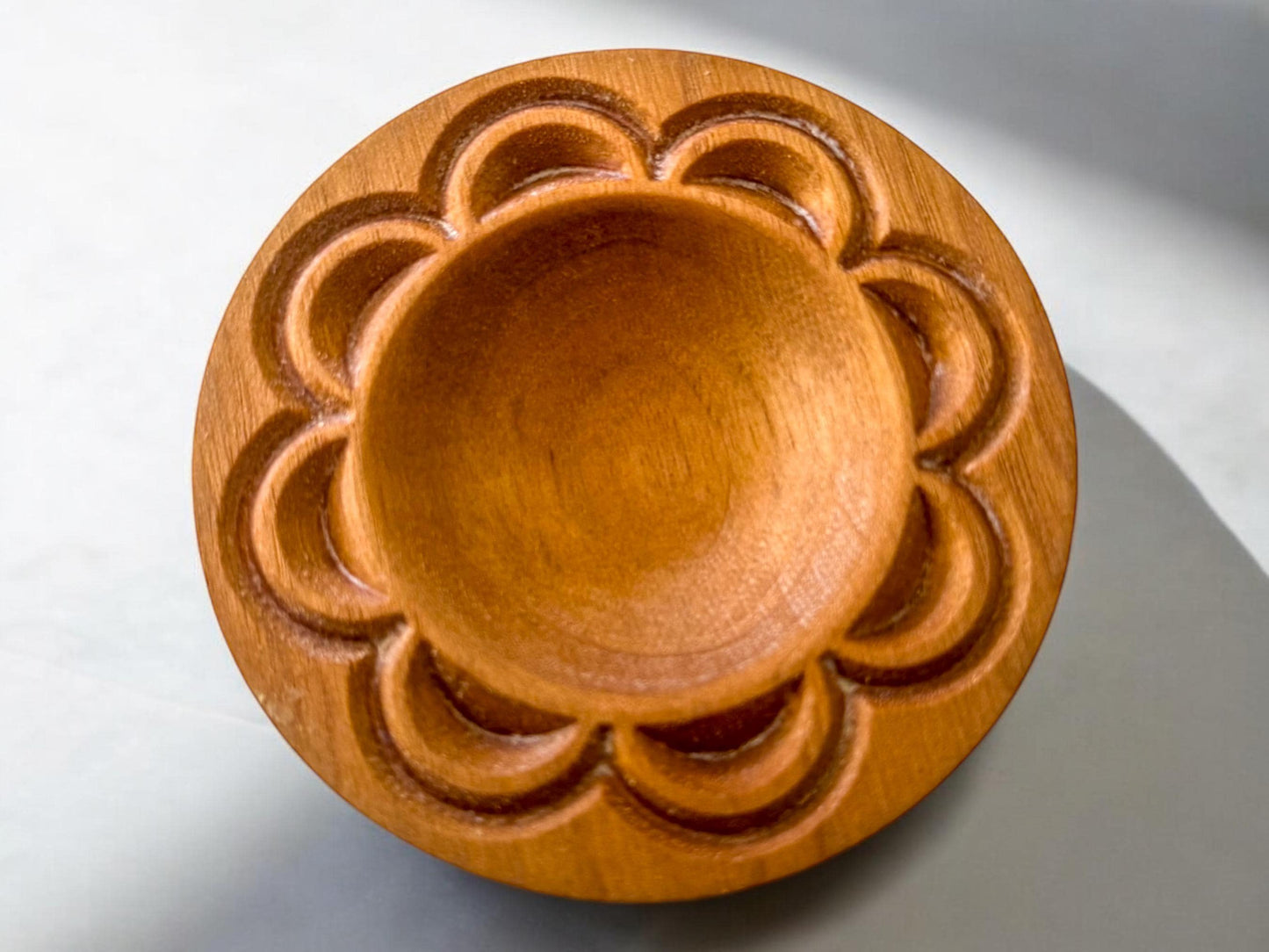 Artisan Ravioli Mold – Solid Wood, Detailed Design
