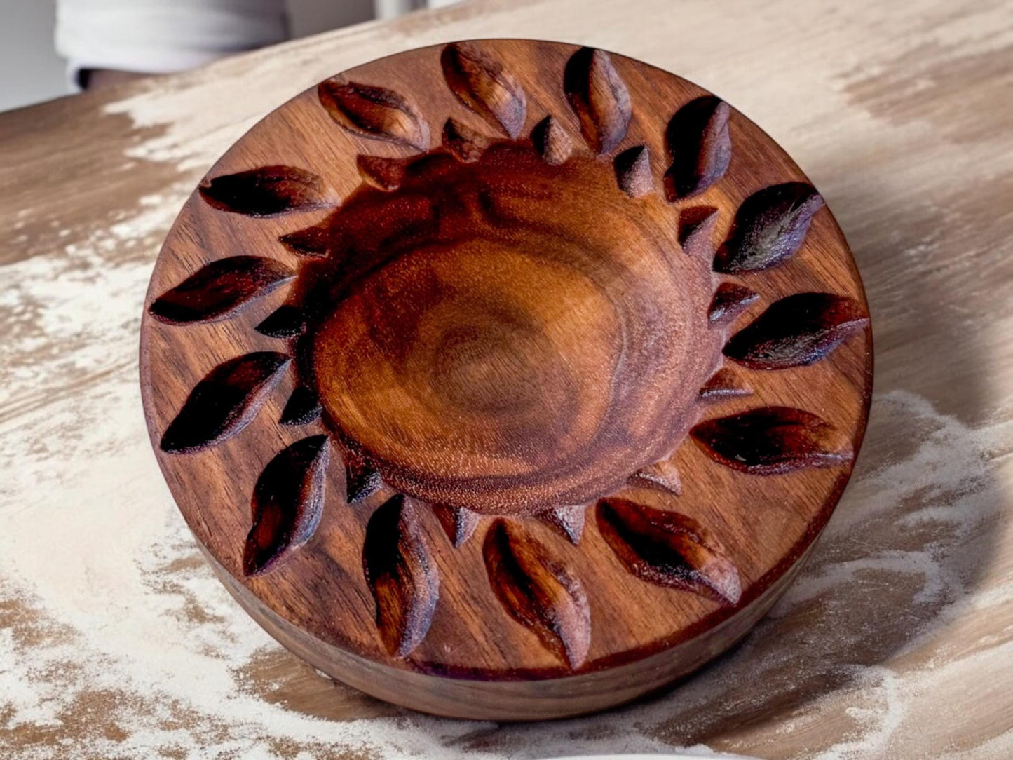 Artisan Ravioli Mold – Solid Wood, Detailed Design