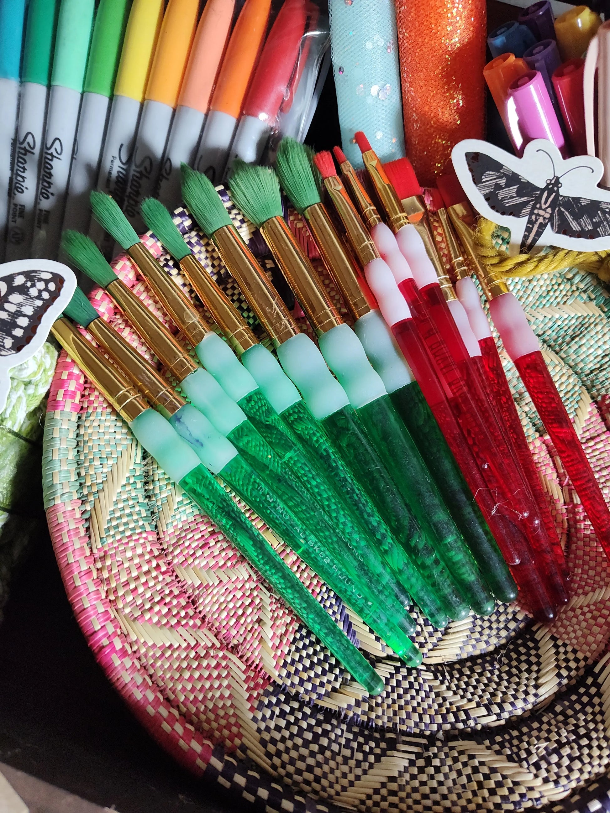 Like New Paint Brush Bundle - Recycled Find Creative Freedom Collective