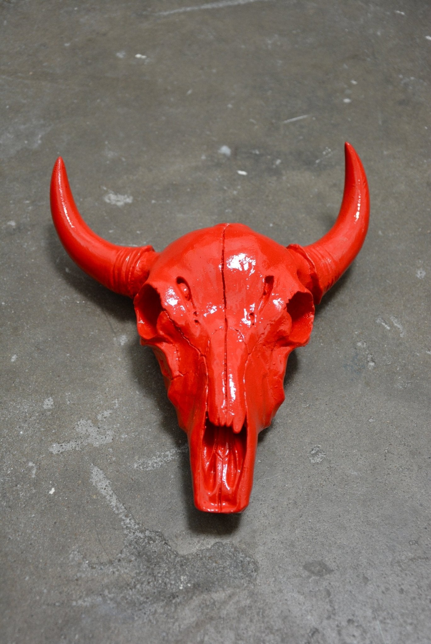 SAVAGE CHERRY RED BULL SKULL