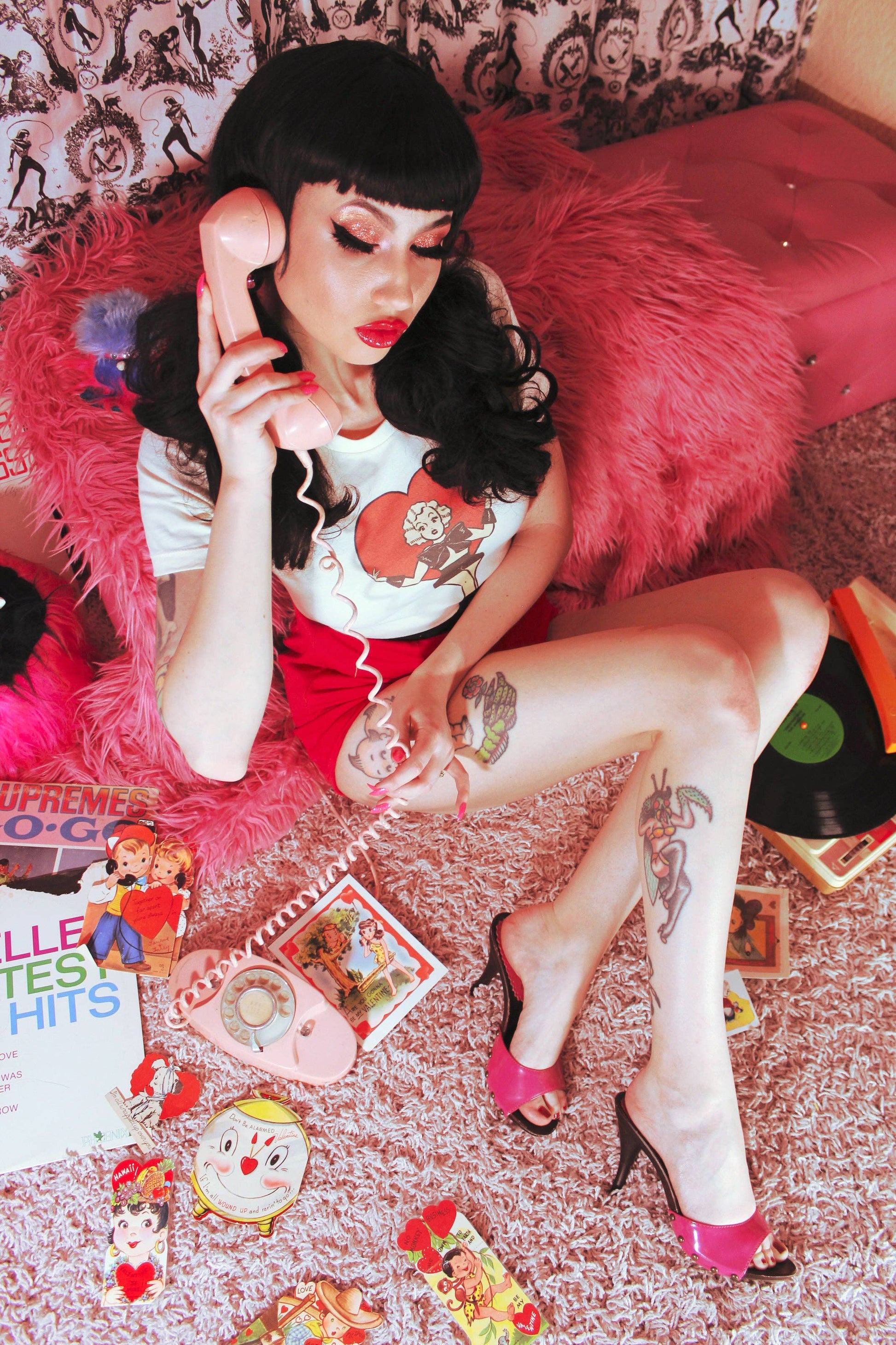 Prisoner of Love Fitted Tee in Ivory - SMALL Quirks!