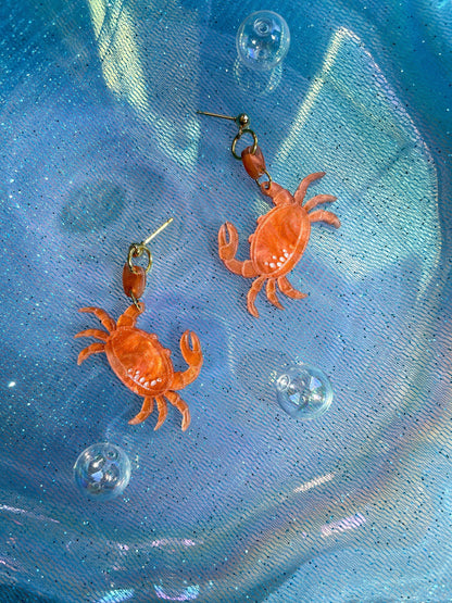 Crawling into Summer Crab Earrings Quirks!