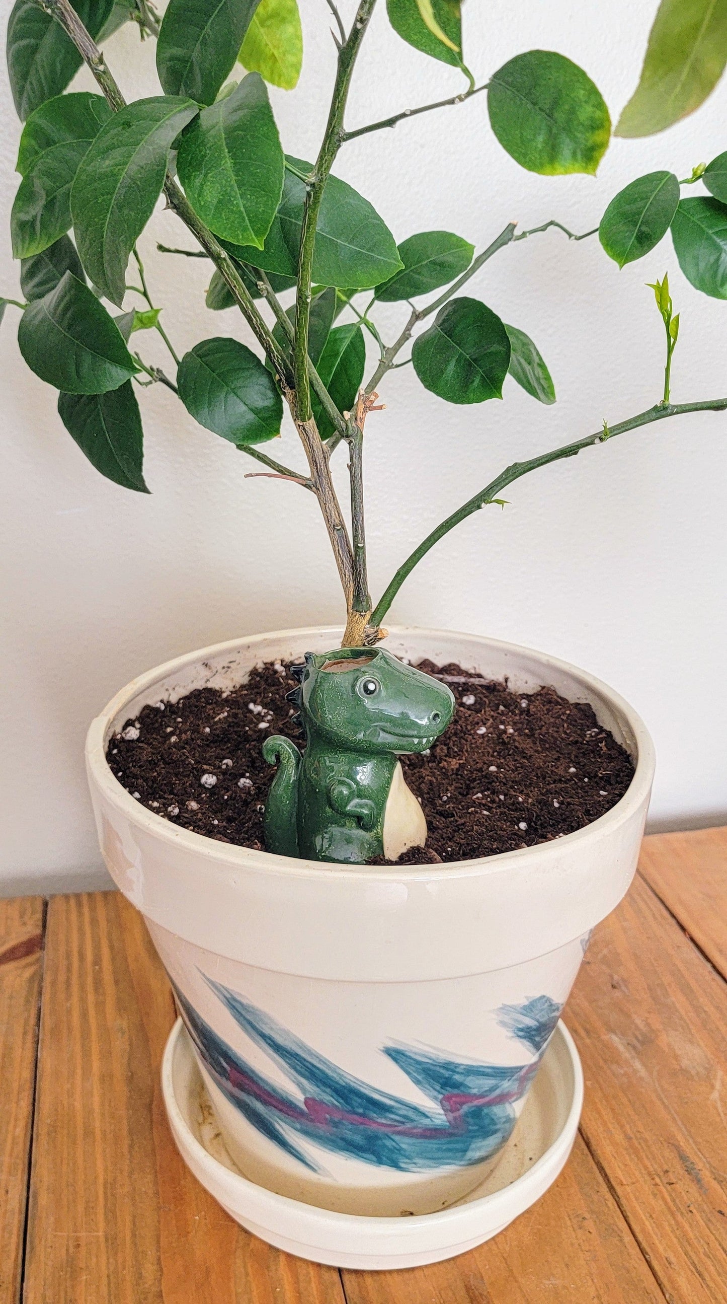 Dinosaur Watering Spike Mountain Mudworks