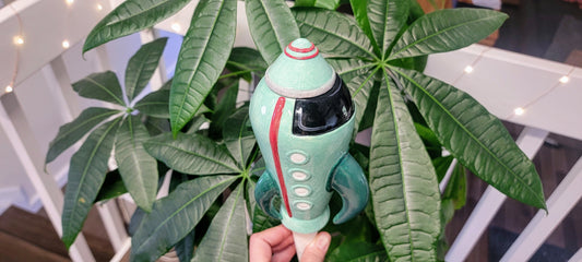 Rocketship Watering Spike Mountain Mudworks