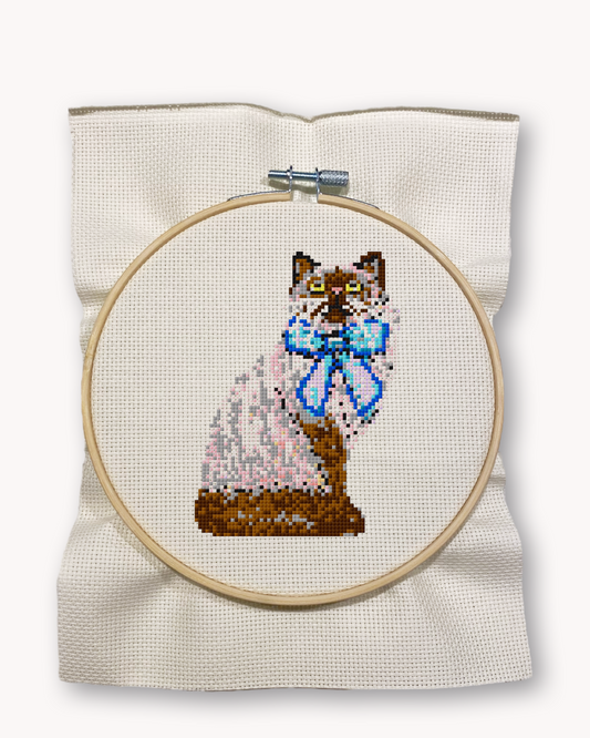 Seal Point Persian Cat Cross Stitch Kit ( LG 5 inch )