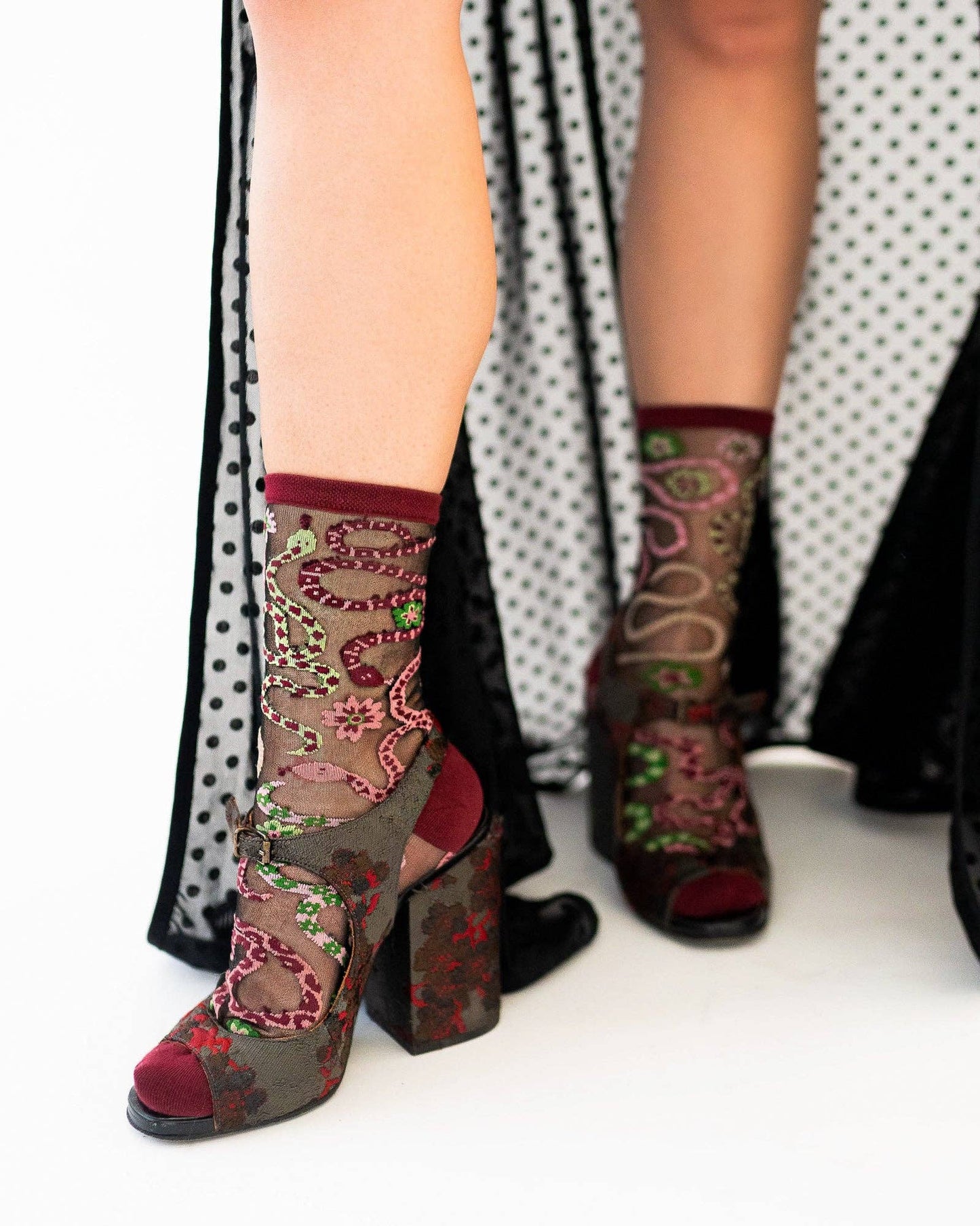 Serpentine Floral Black Sheer Crew Sock Quirks!