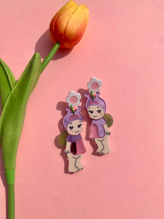 Shelly Snail Acrylic Earrings Quirks!