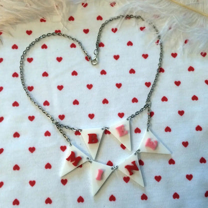 BE MINE Acrylic Laser Cut Bunting Necklace Quirks!