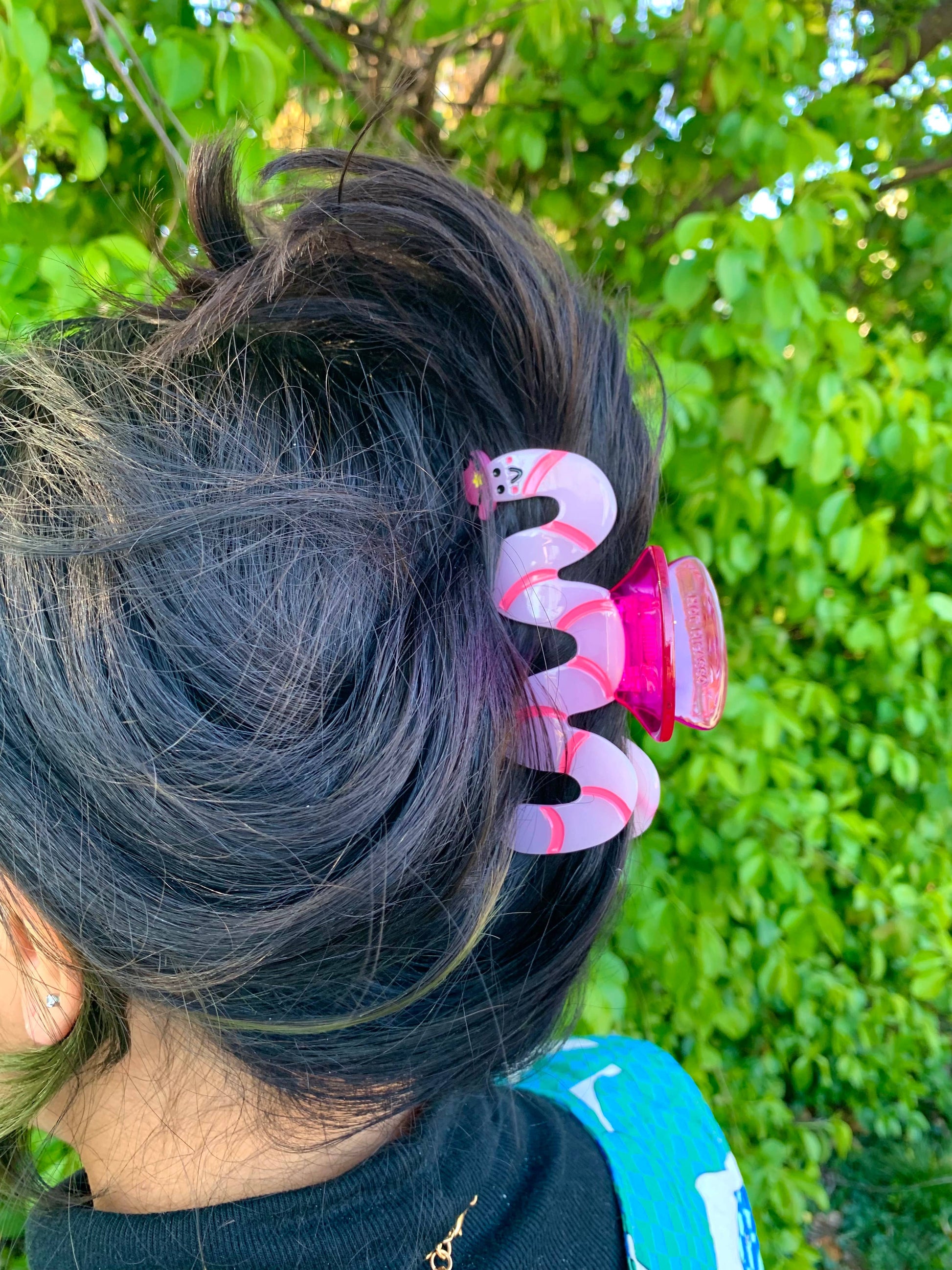 Cowboy Worm Acetate Hair Claw Quirks!