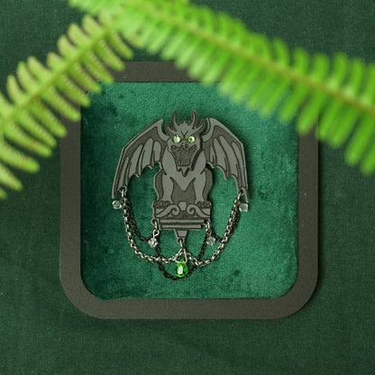 Gargoyle Brooch Quirks!