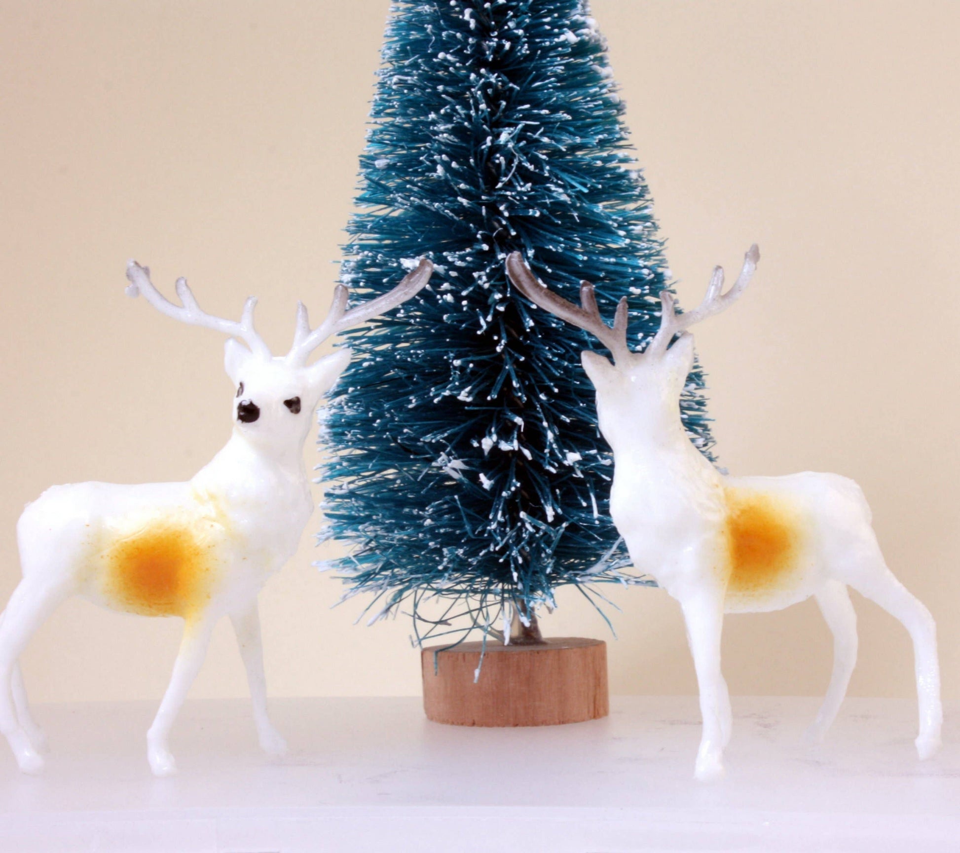 Retro Style 1.5" Reindeer Decorative Figurine, 1960s Quirks!