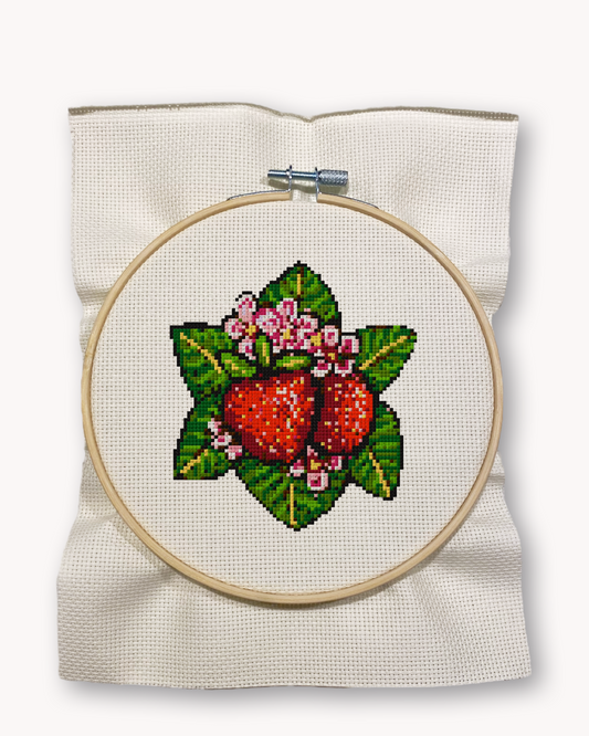 Strawberries Cross Stitch Kit ( LG 5 inch )
