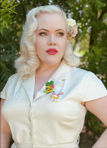 Tiki Hula Kitty Brooch by Miss Fluff x Lipstick & Chrome Quirks!