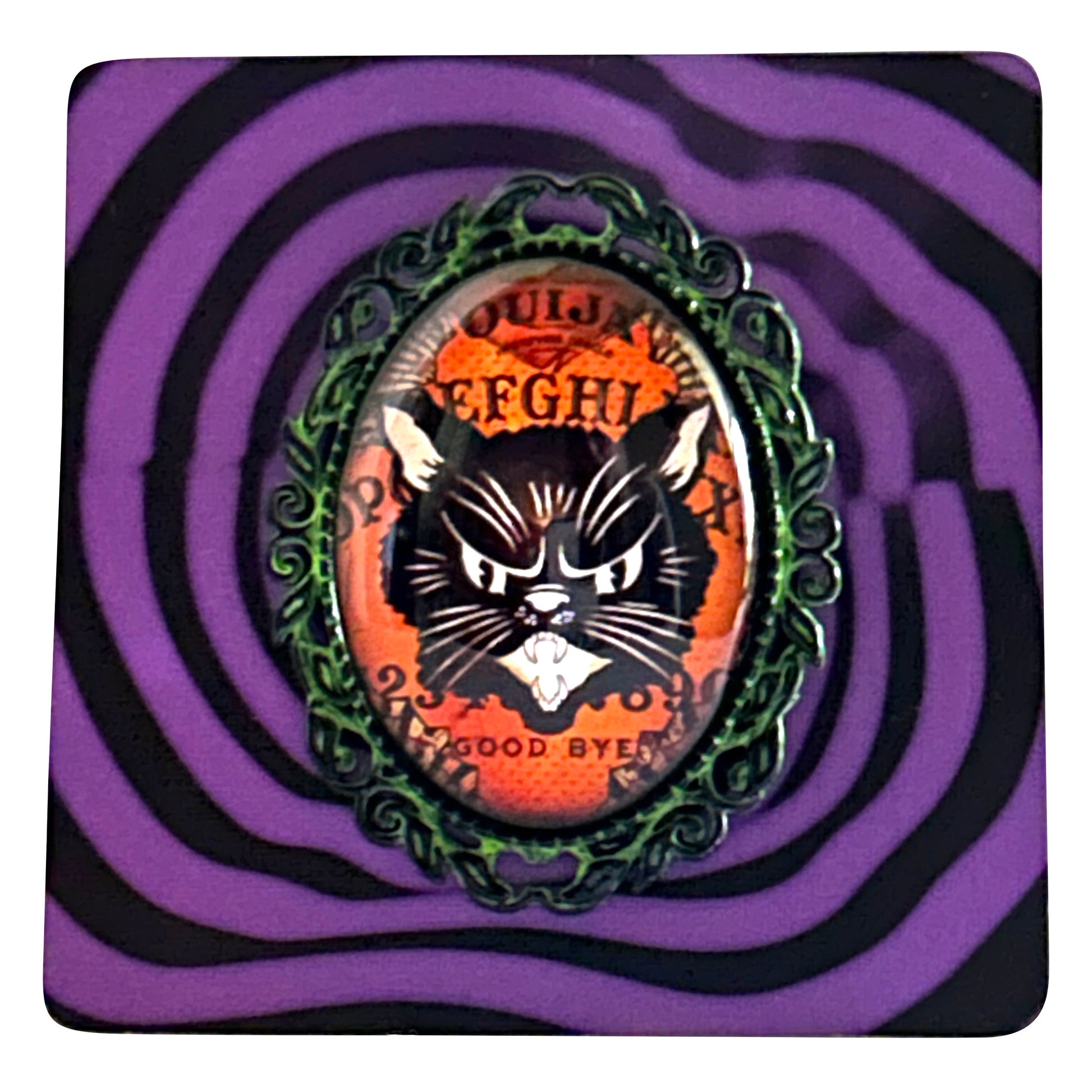 Vintage Halloween Scaredy Cat Handmade Cameo Brooch Quirks!