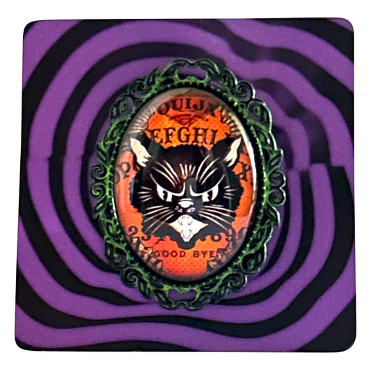 Vintage Halloween Scaredy Cat Handmade Cameo Brooch Quirks!