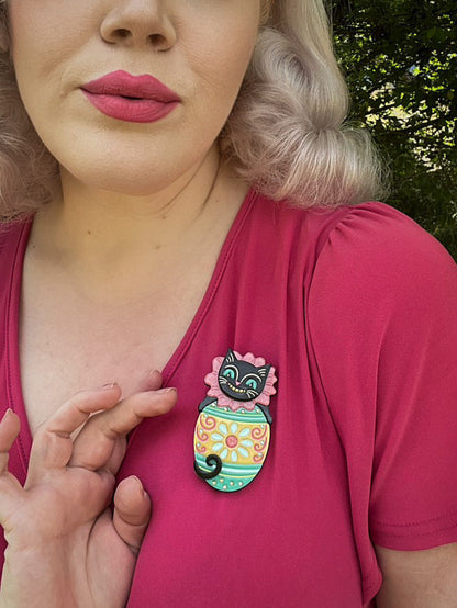 Eggcellent Black Cat Brooch Johanna Parker x Lipstick & Chrome Quirks!