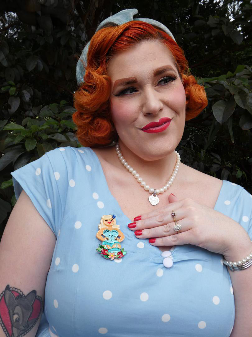 Showstopper Silhouette Brooch by Asia Ellington x Lipstick & Chrome Quirks!