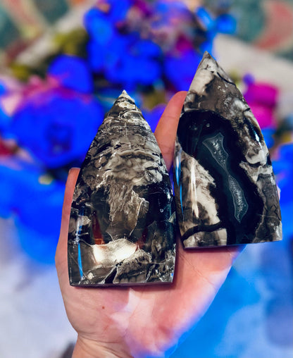 Volcano Agate Teardrop Freeform, UV Fluorescent Green Crystals