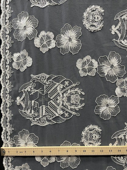 Hibiscus Tonga Seal Lace | Islands Fabric Islands Fabric