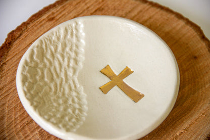 Cross Ring Dish