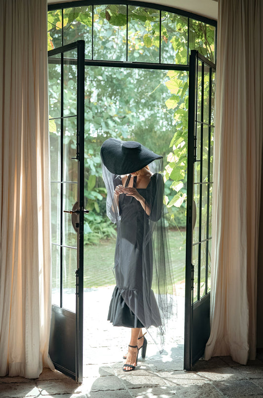 Groovalution • Lola Black Wide Brim Jute Straw Hat | Gianyar, Bali Artisans | Artisan-woven