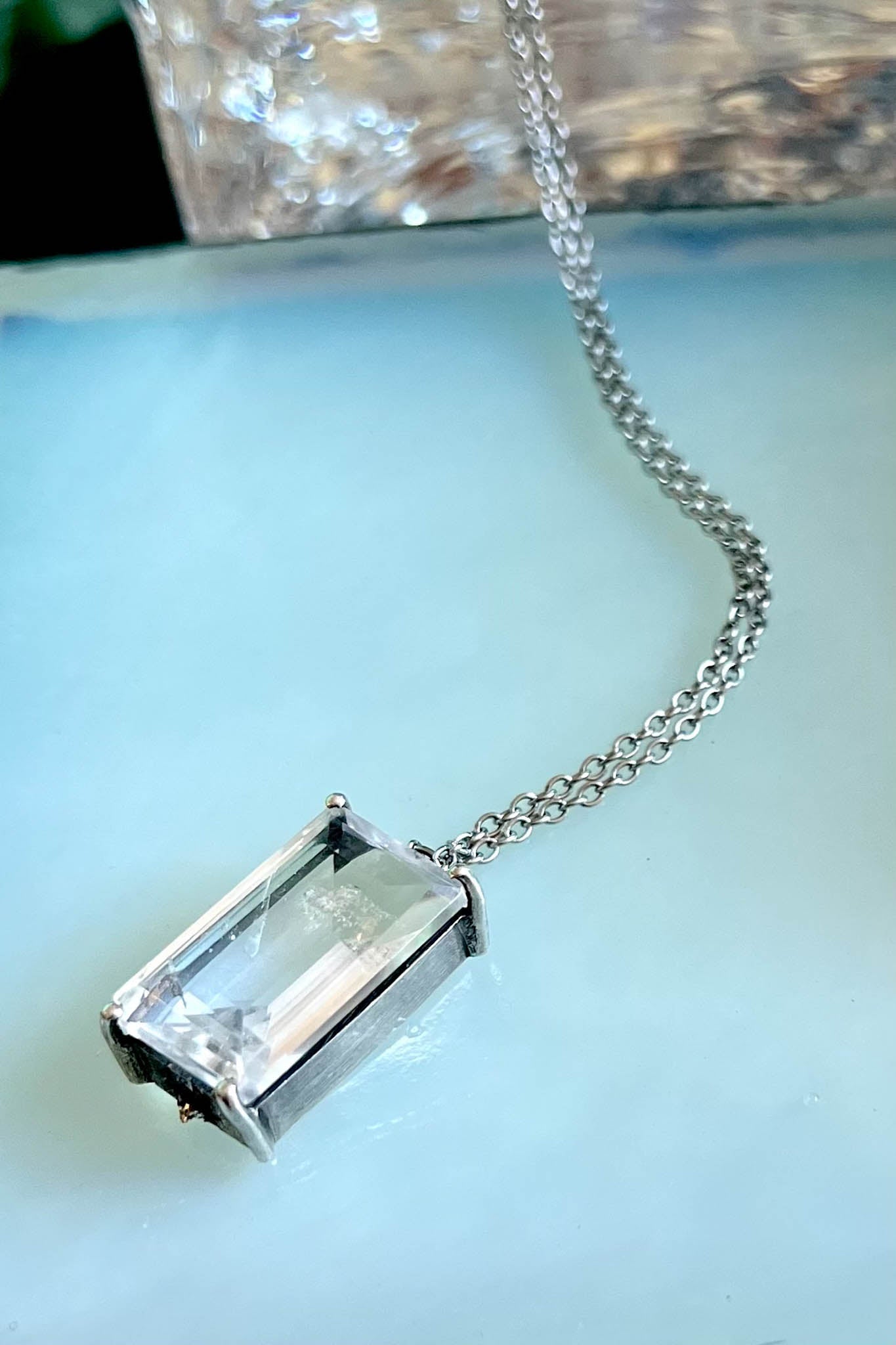 Obscura Stacking Shards in Striated Crystal (Silver) SHIPS IN APRIL