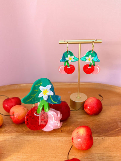 Cherry Hair Claw Clip Quirks!