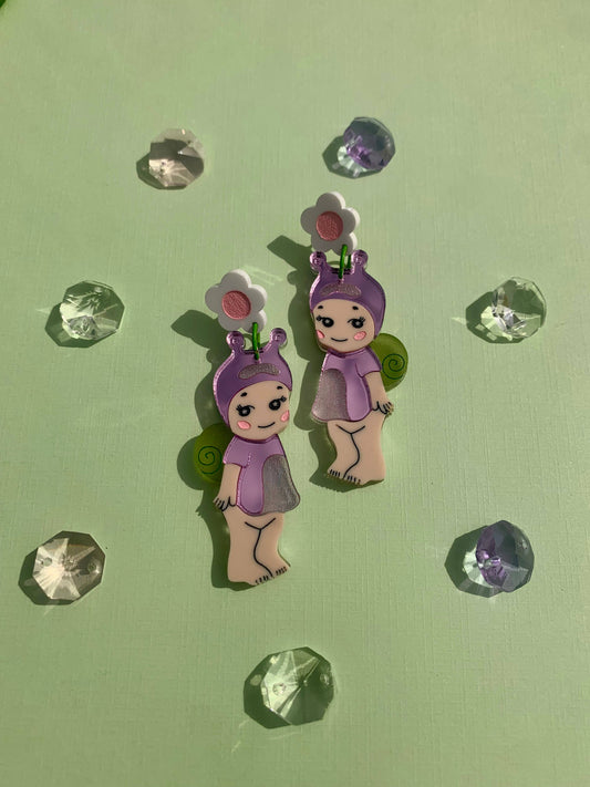 Shelly Snail Acrylic Earrings Quirks!