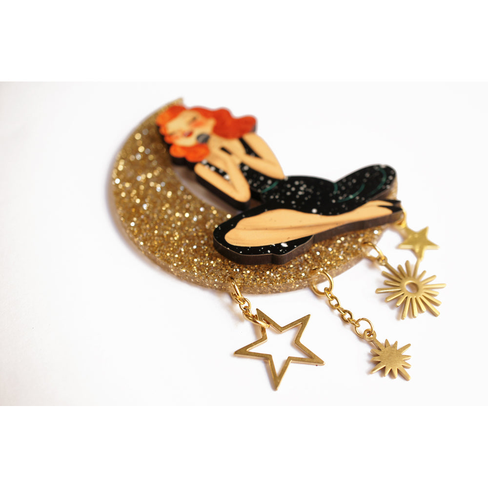 Singer sitting on the Moon Brooch by Laliblue Quirks!