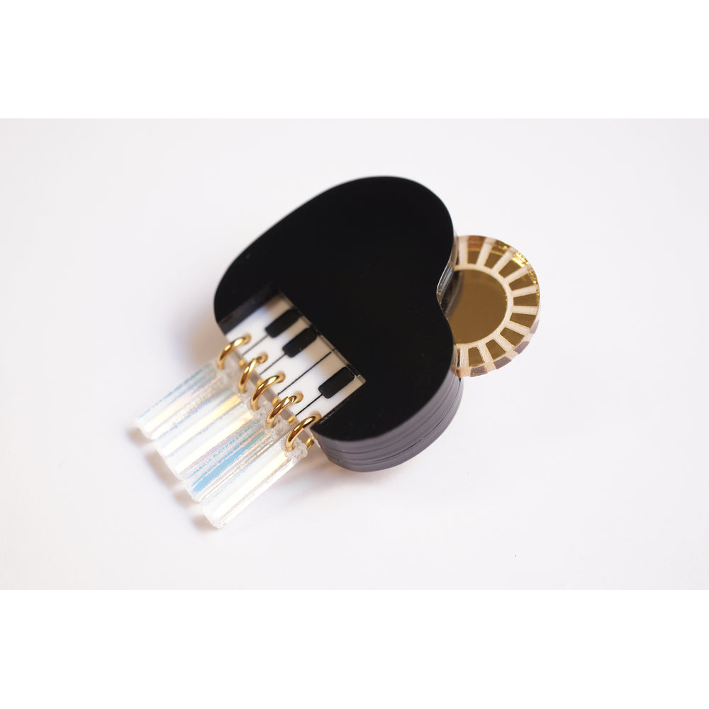 Piano cloud with sun brooch by Laliblue
