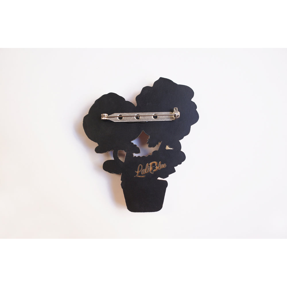 Accordion Flower Brooch by Laliblue