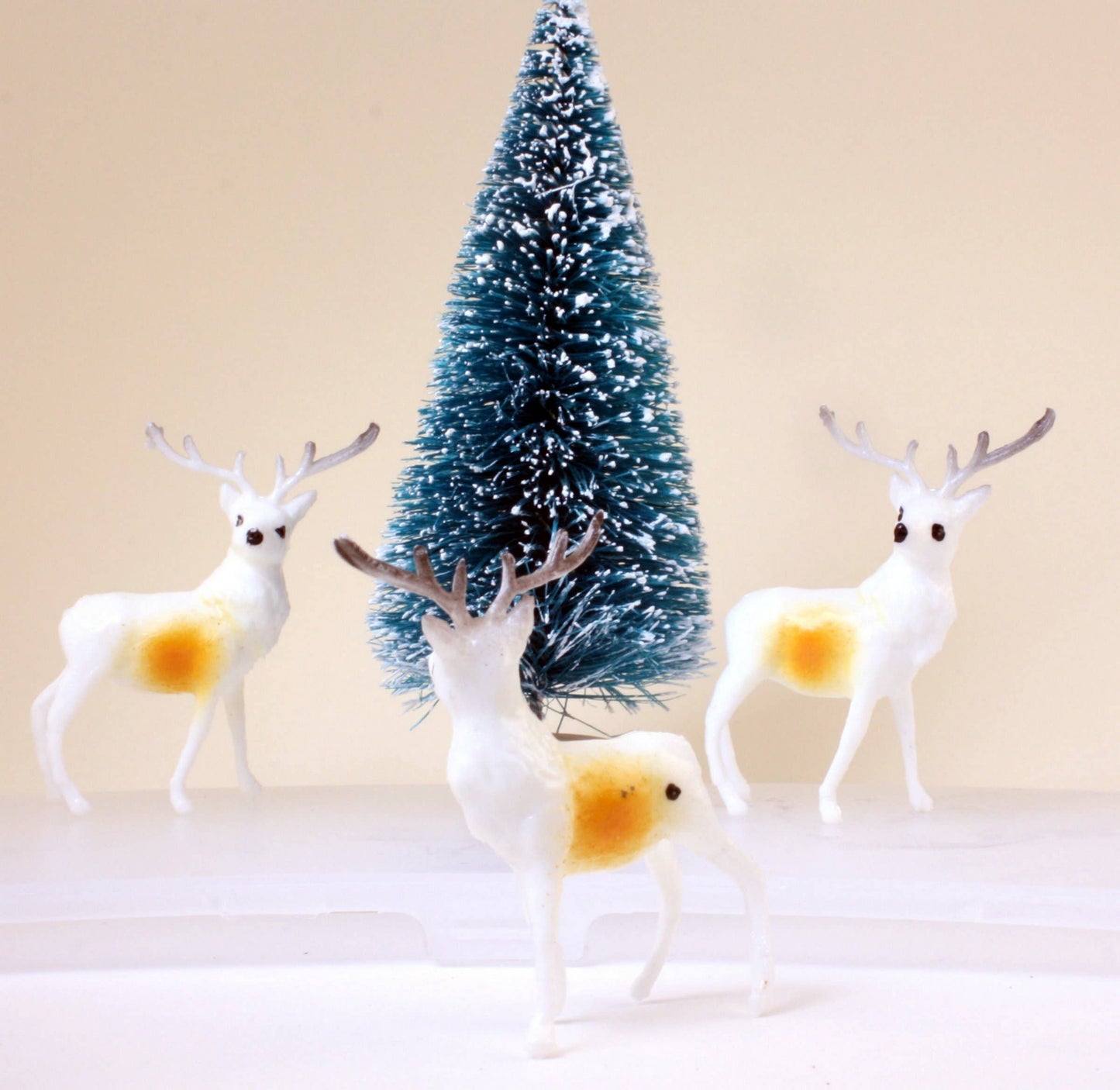 Retro Style 1.5" Reindeer Decorative Figurine, 1960s Quirks!