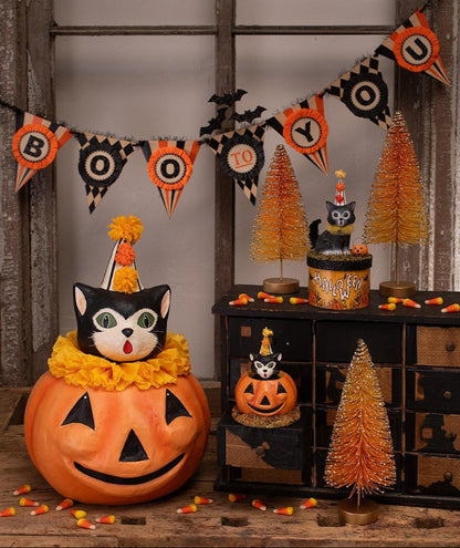 Cecil Cat on Box by Bethany Lowe Designs Quirks!